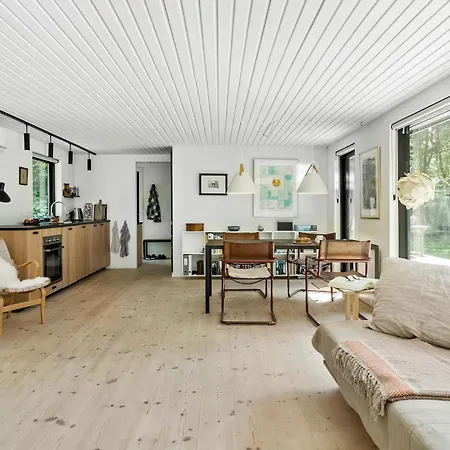 Nyaraló 3 Bedroom Pet Friendly In Frederiksværk
