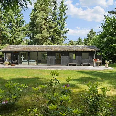 Сasa de vacaciones 3 Bedroom Pet Friendly In Frederiksværk